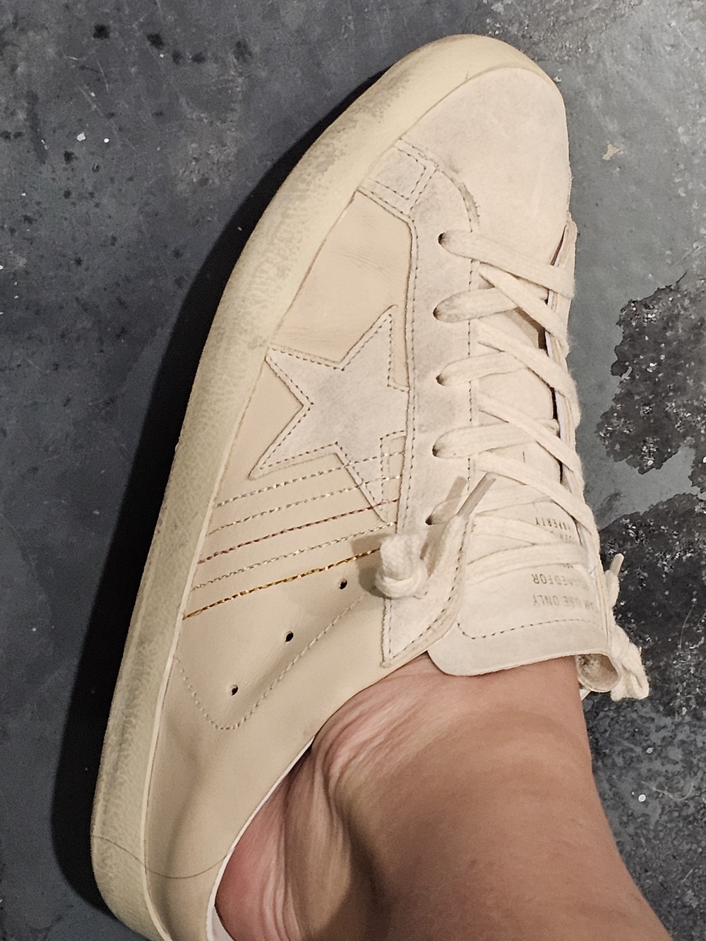 Golden Goose Cream Leather Low-Top Sneaker with Star Detail